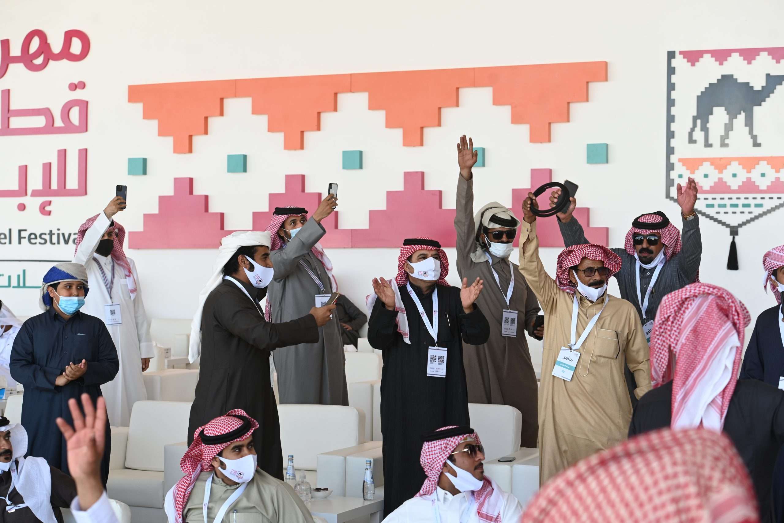 منافسات قوية للدق والقعدان بثامن أيام مهرجان قطر للإبل في «لبصير»